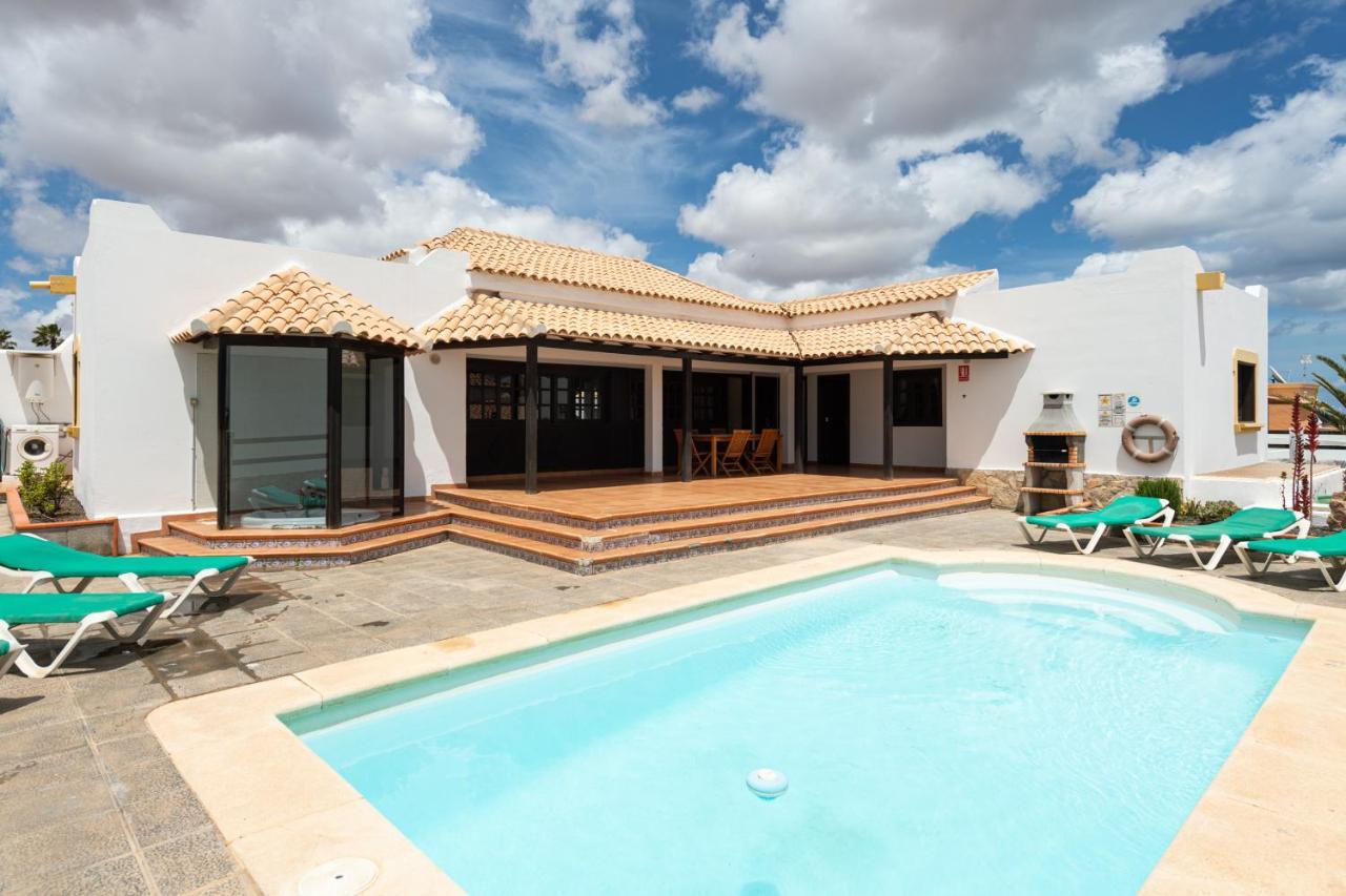 Homeforguest Villa Lobos Con Piscina Privada Caleta De Fuste Dış mekan fotoğraf