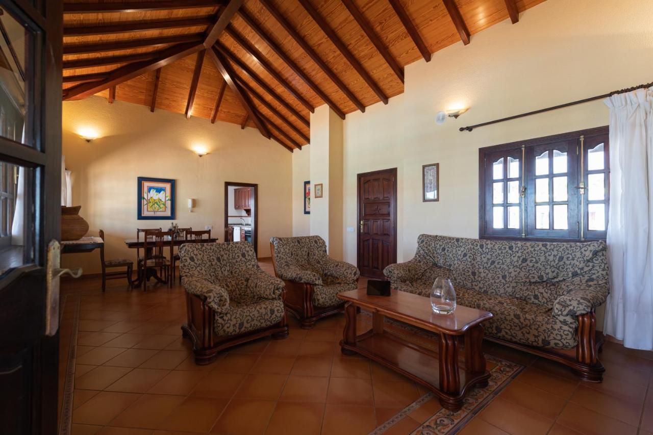 Homeforguest Villa Lobos Con Piscina Privada Caleta De Fuste Dış mekan fotoğraf