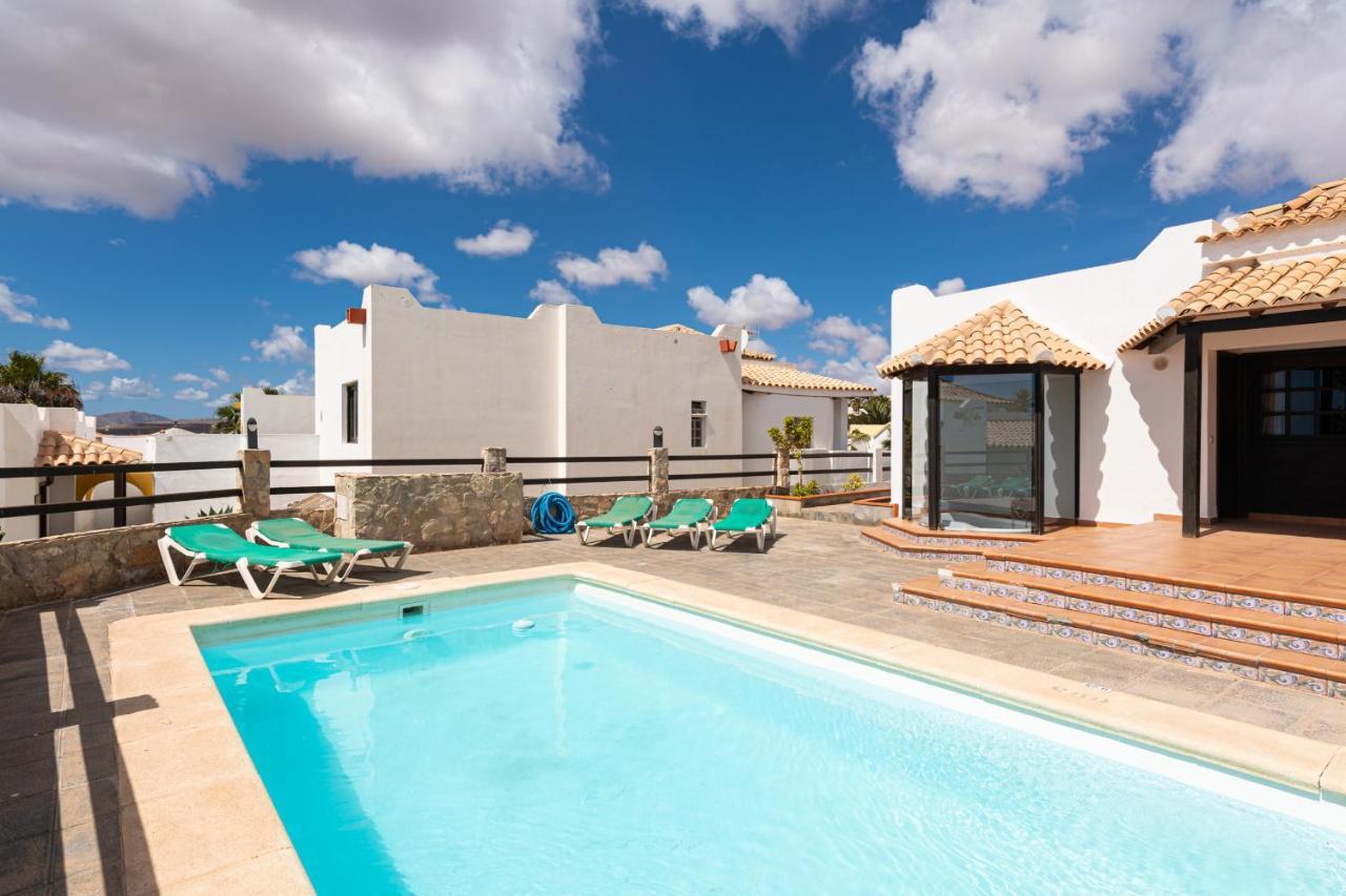 Homeforguest Villa Lobos Con Piscina Privada Caleta De Fuste Dış mekan fotoğraf