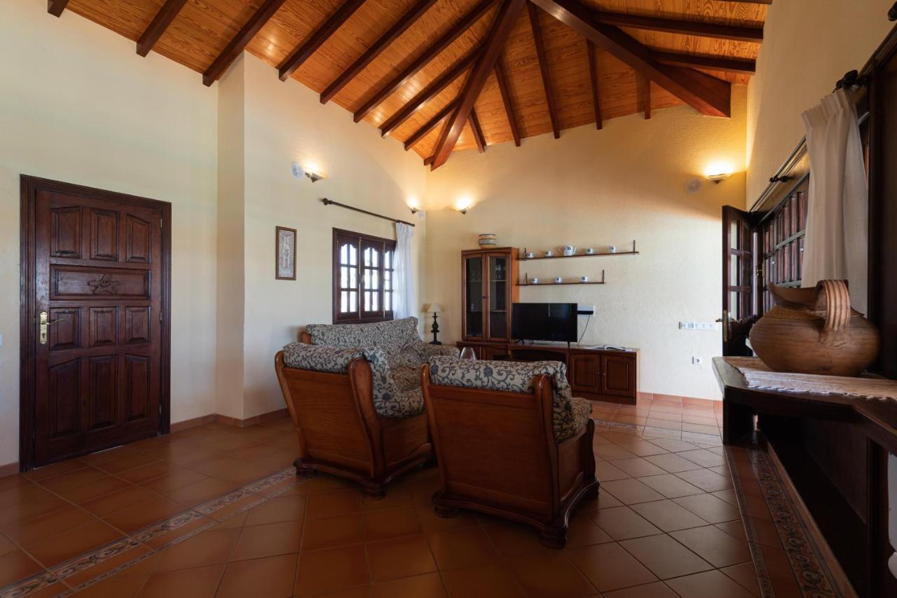 Homeforguest Villa Lobos Con Piscina Privada Caleta De Fuste Dış mekan fotoğraf