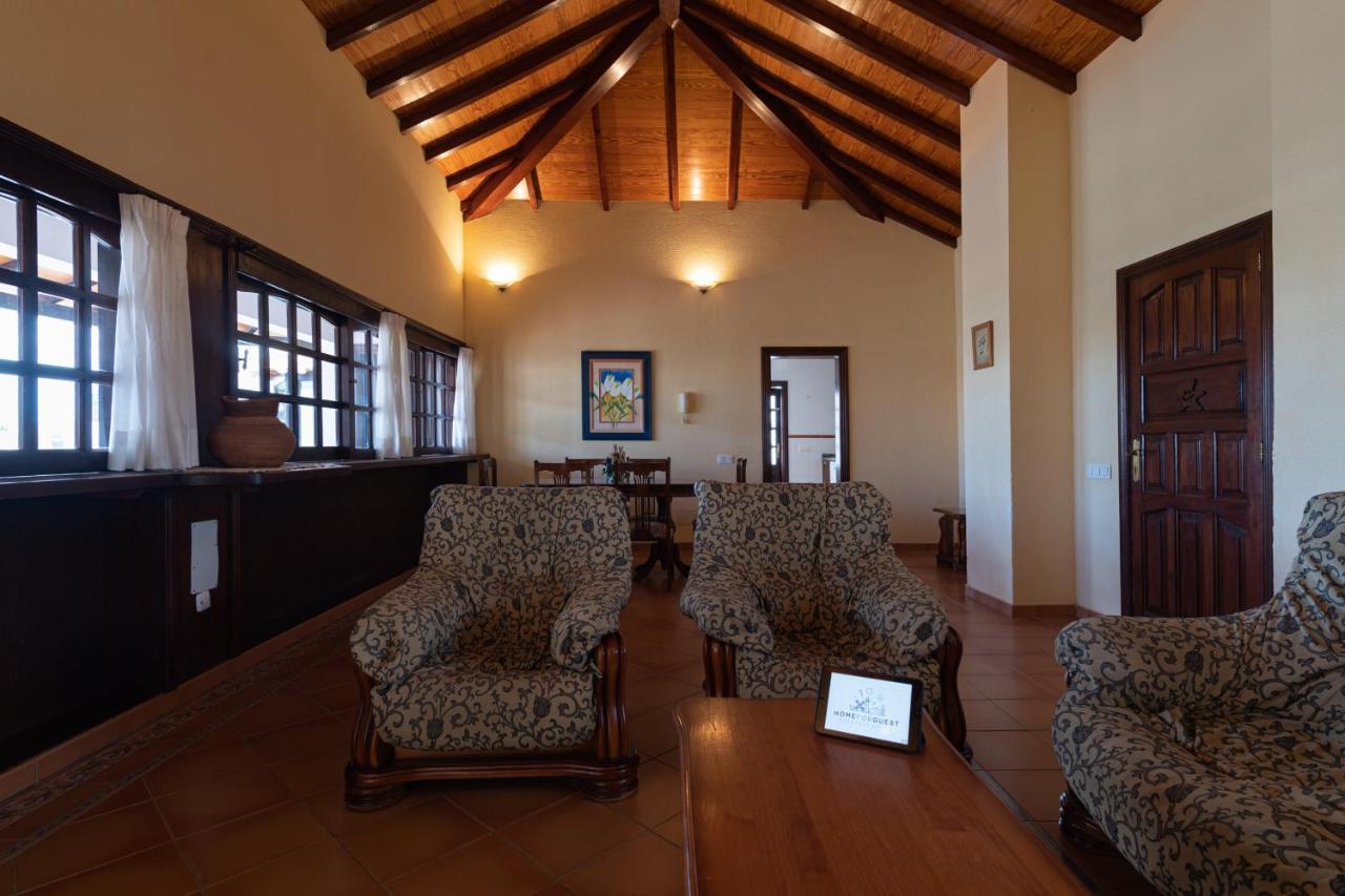Homeforguest Villa Lobos Con Piscina Privada Caleta De Fuste Dış mekan fotoğraf